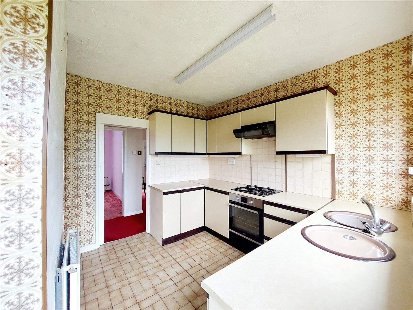 Victoria Road, Waunarlwydd, Swansea, SA5 4SX